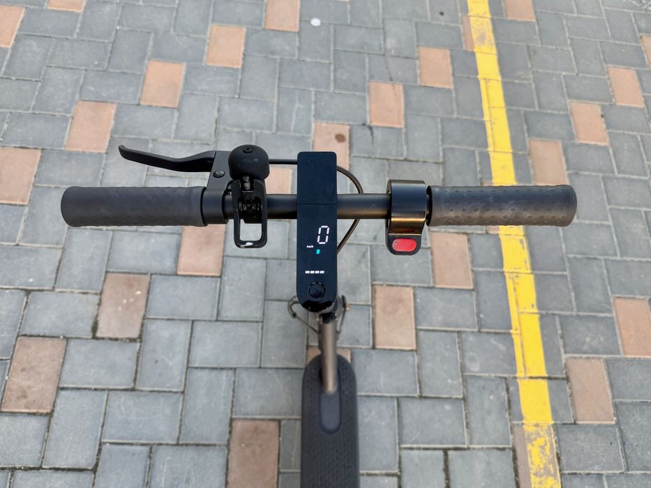 Xiaomi Mi Electric Scooter Pro 2 - trotineta electrica - 300 W - 45 km