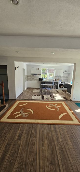 Vand sau schimb cu teren apartament  vila la cheie de 192mp utili  la