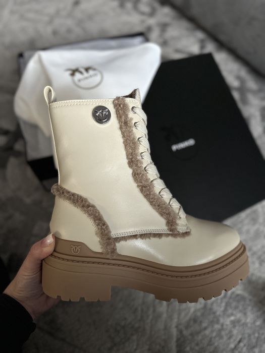 Чисто нови и оригинални боти Pinko