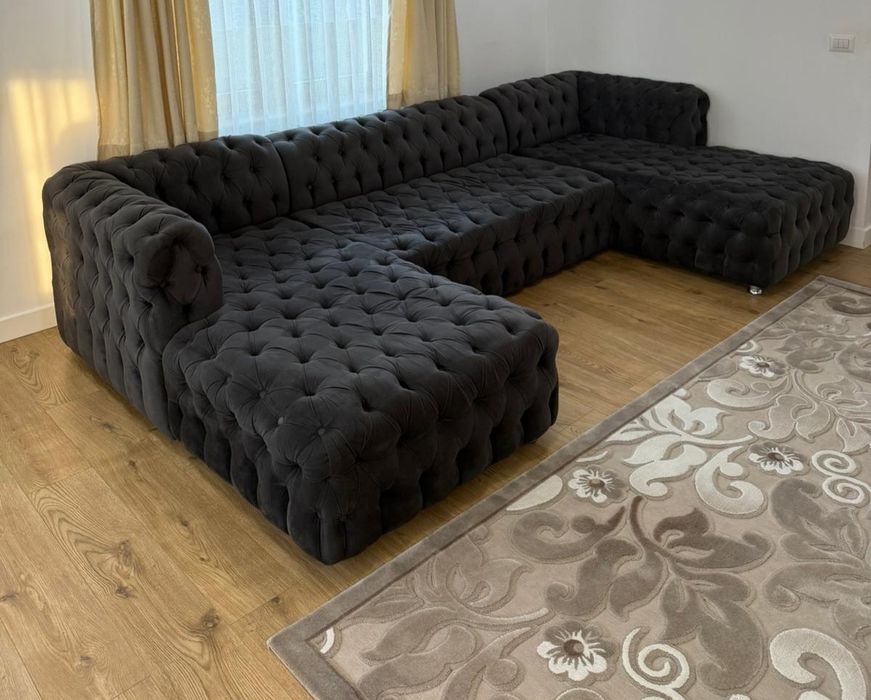 Canapea in forma de U