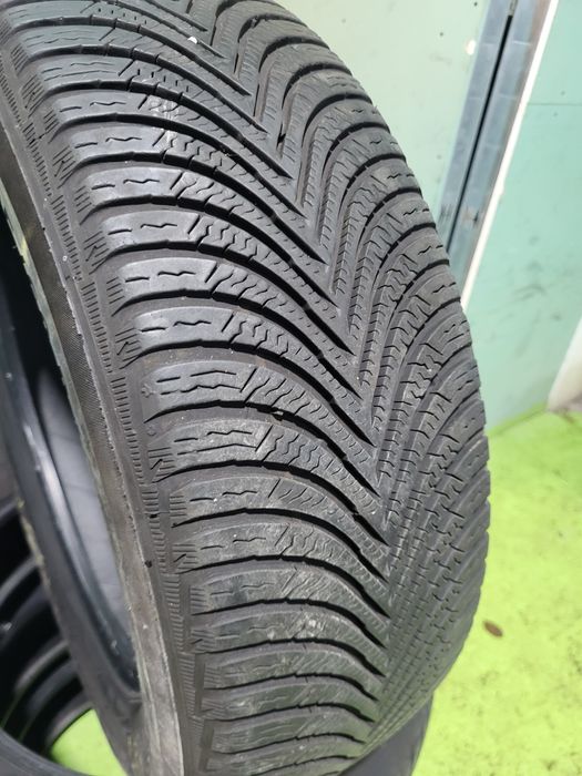 4 бр зимни 205/60/16 Michelin