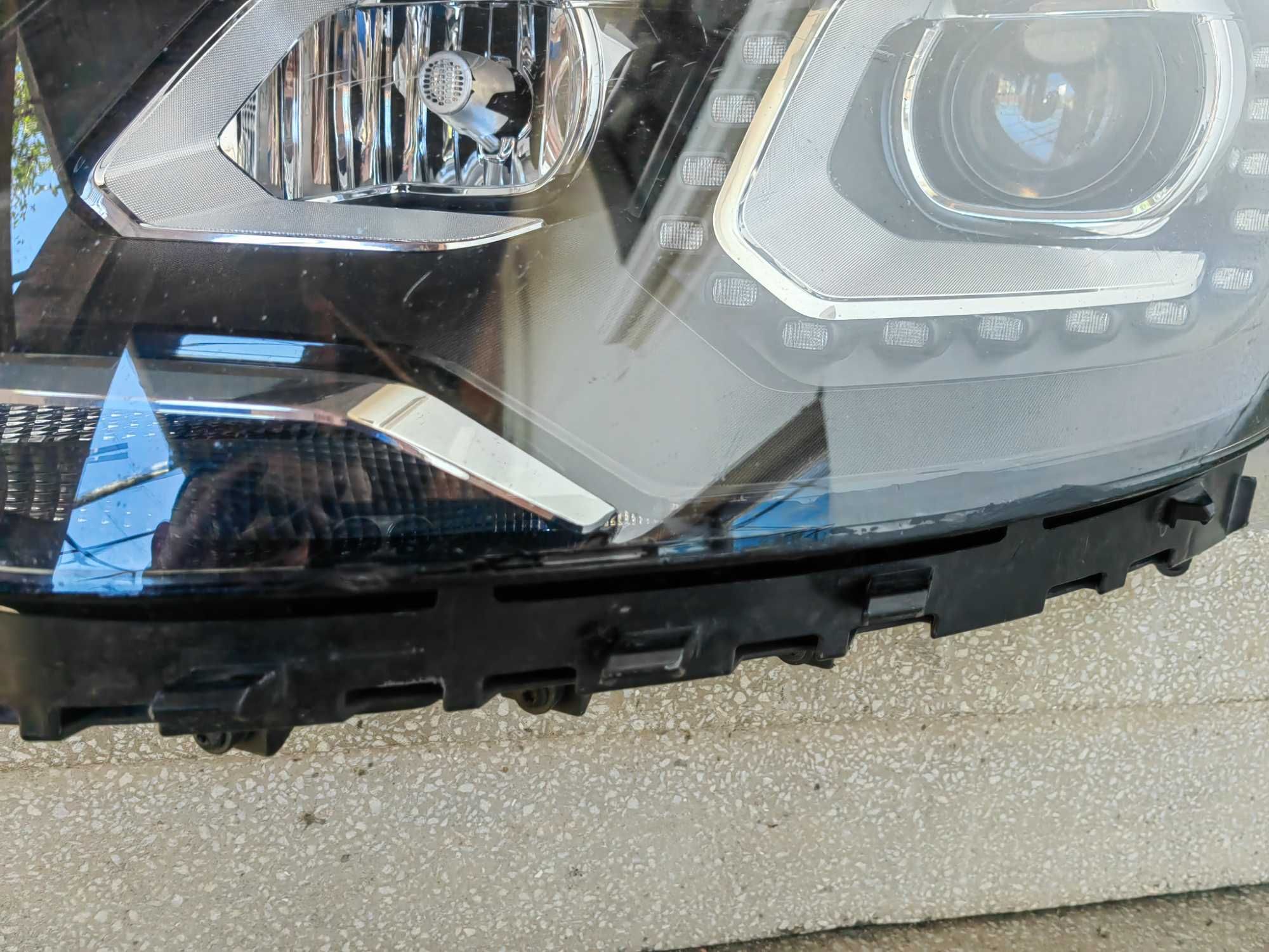 Фар VW Sharan Bi-Xenon LED ляв / Фар Шаран ксенон / Фар Sharan Оригина