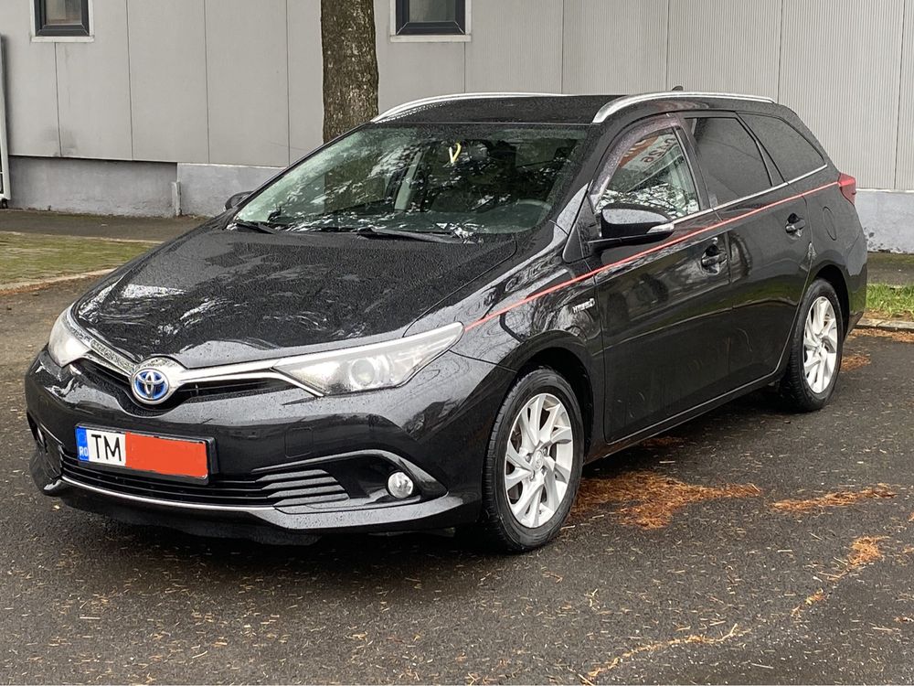 Toyota Auris Hybrid