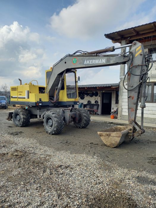 Akerman 14 tone pe roti