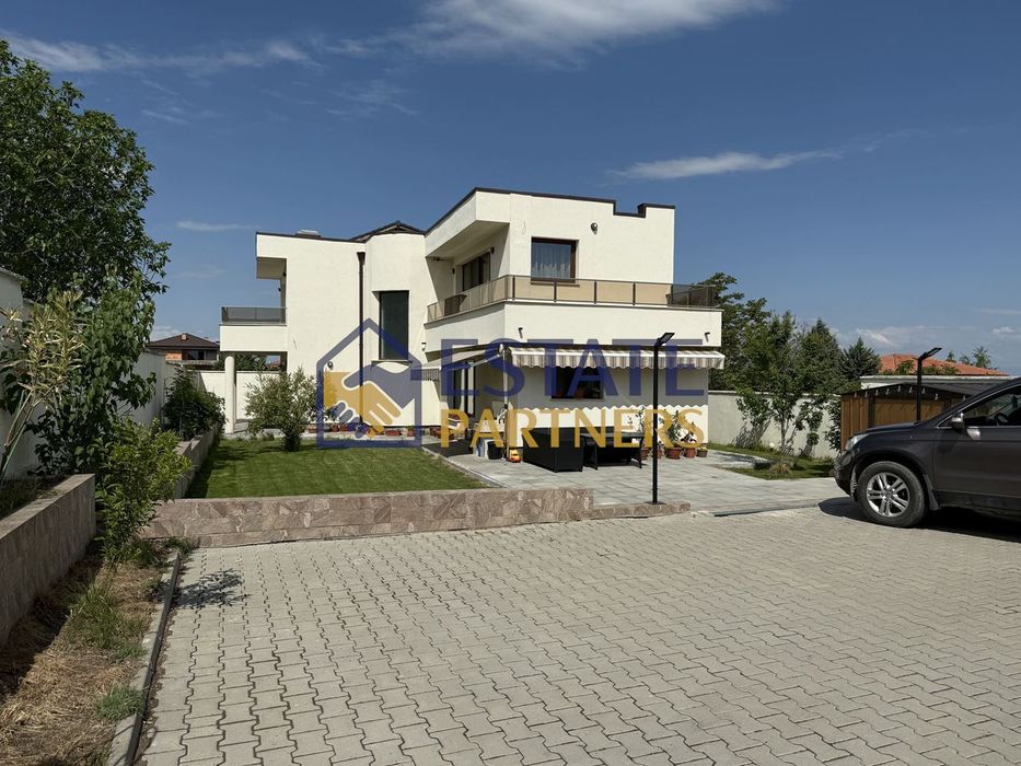 Къща в Пловдив, област-с.Белащица площ 196 цена 460000