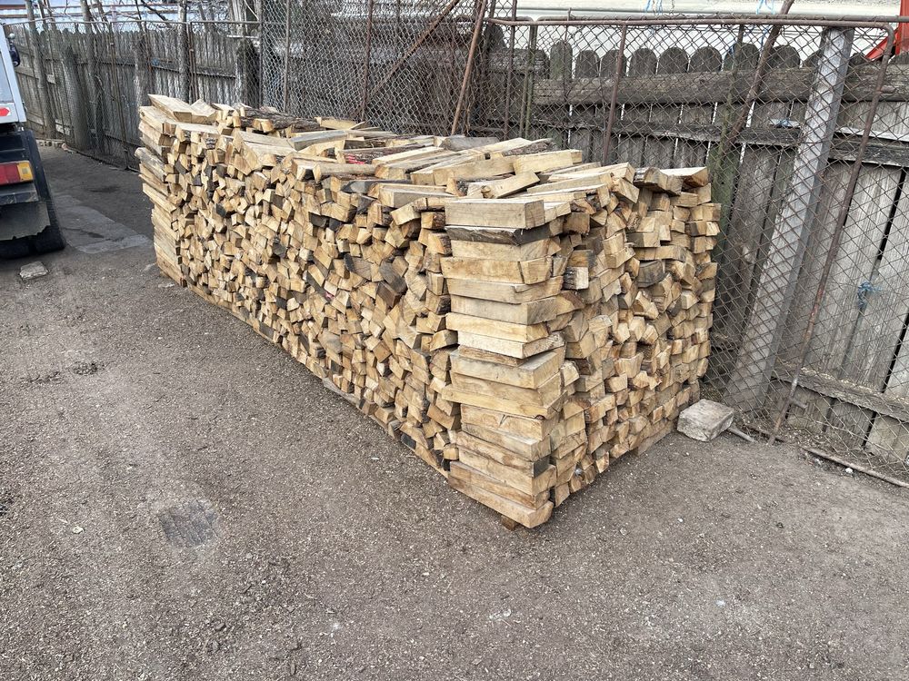 Lemne de foc frasin/stejar bune pentru cuptor