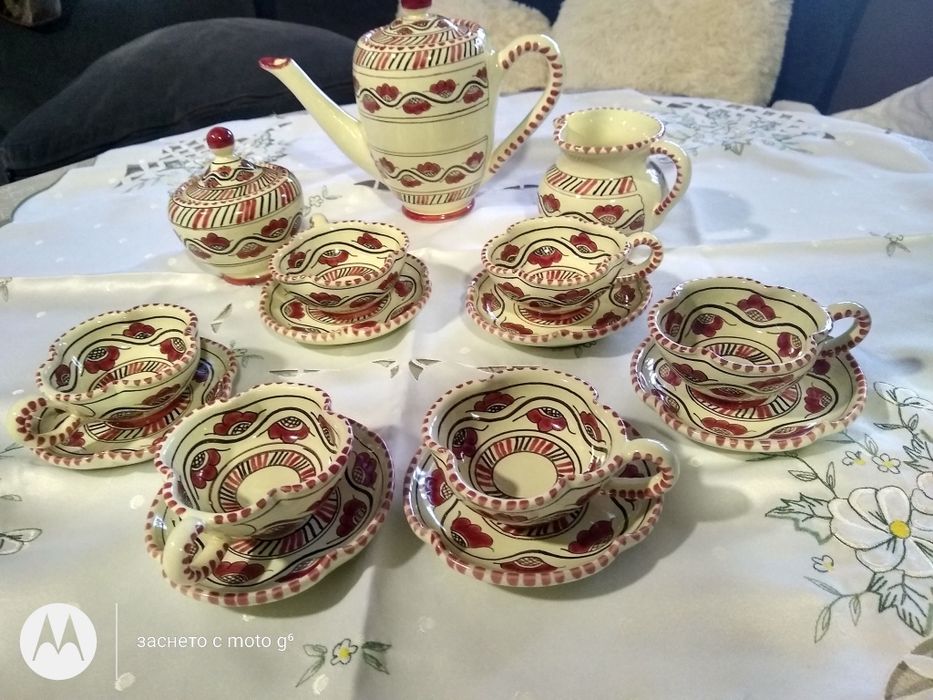 Италианска ръчно рисуван сервиз за кафе S.C.O Orvieto Italy.