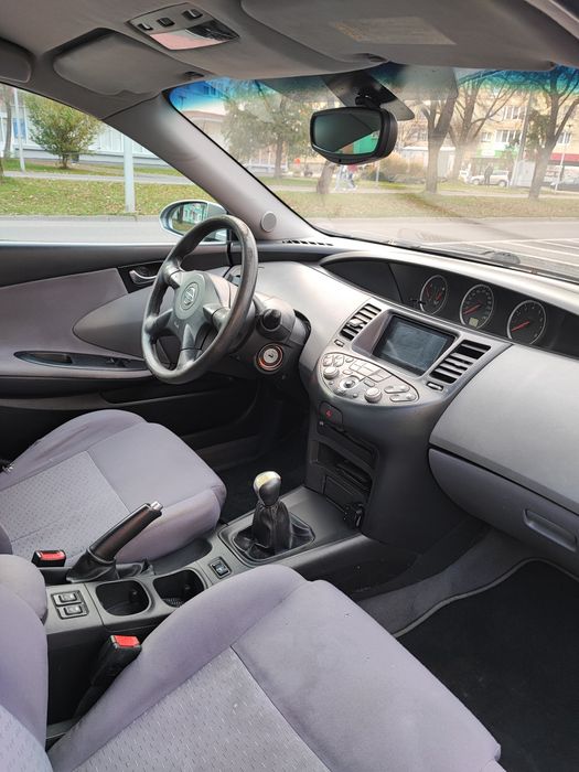 Nissan Primera P12 2003