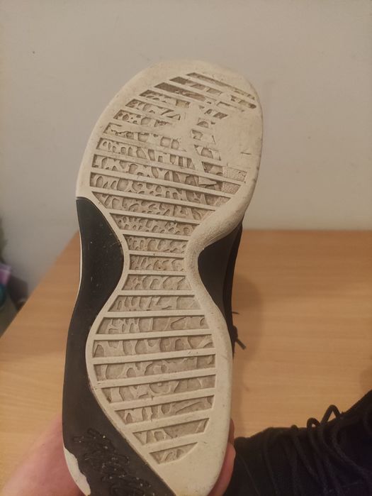 Adidași jordan originali