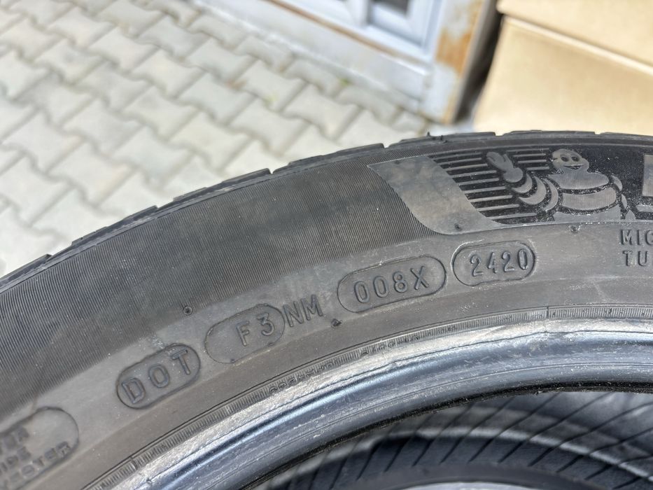 4бр Зимни гуми Michelin 235/50/19 DOT 2420