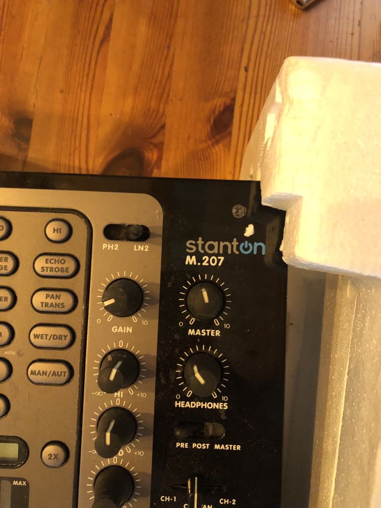 mixer stanton E207