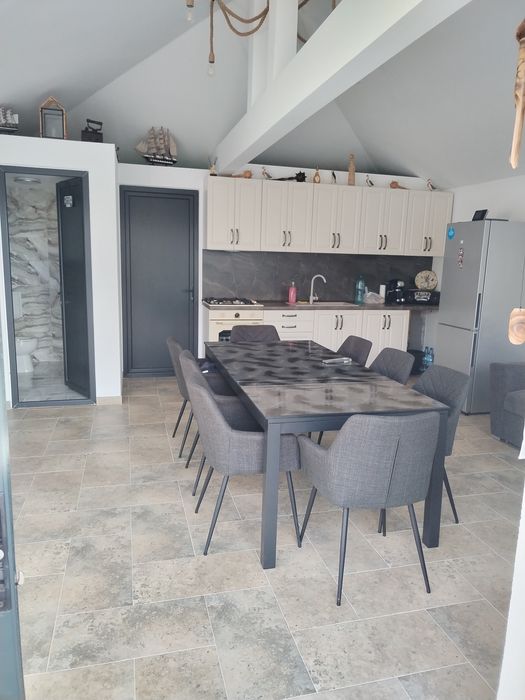 Casa exclusivista parter zona Albesti.