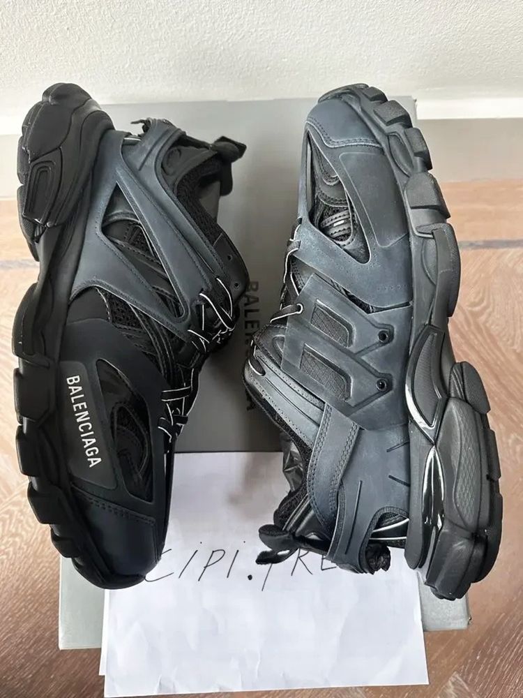 Balenciaga Track Sneakers 42