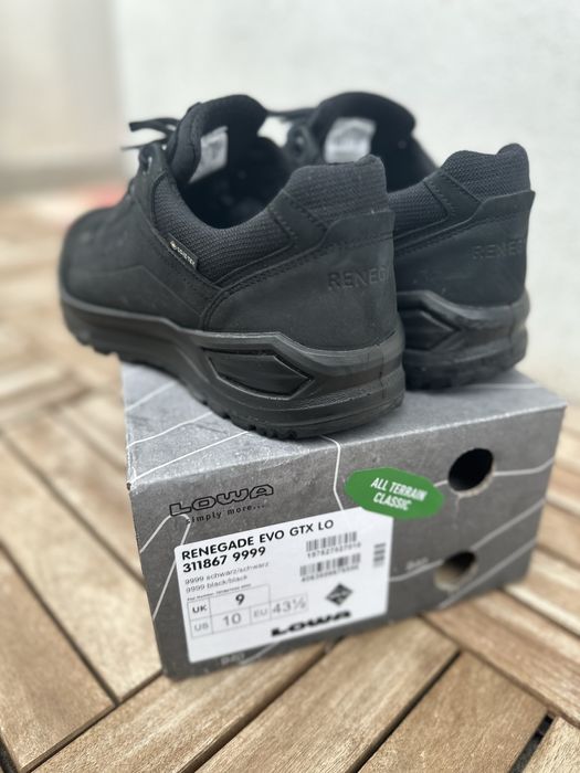 Нови мъжки обувки Лова Lowa Renegade evo ll lo