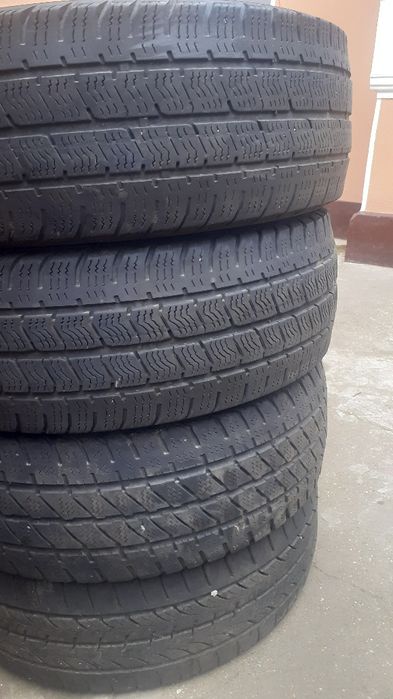 Anvelope  225-65-16c