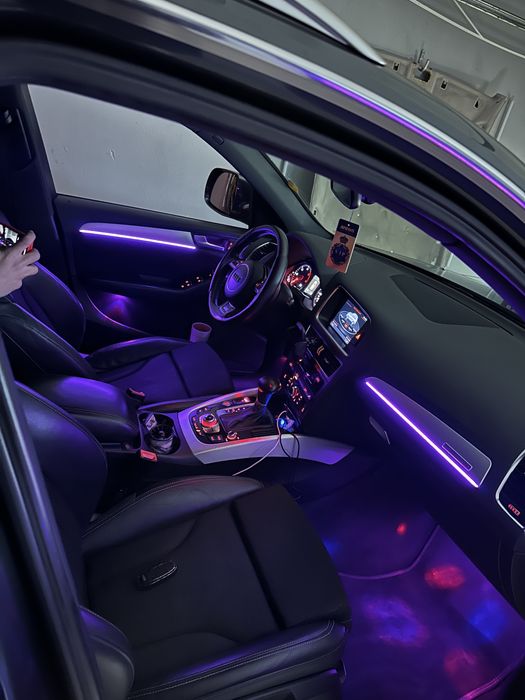 Montaj boxe/ambientale/Carplay/subwoofer/camera marsarier/insonorizari