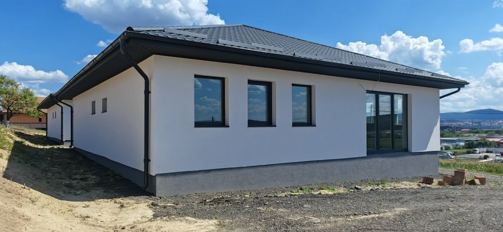Casa familială Crișeni
