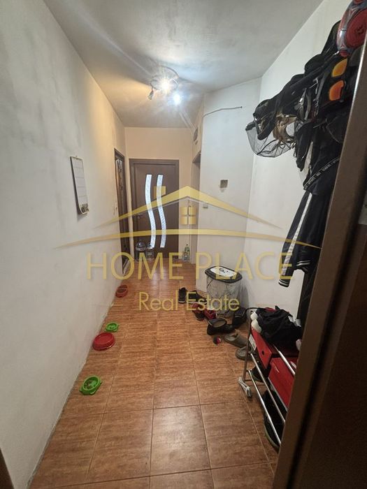 Продава се Двустаен апартамент в Варна, Аспарухово - 72 кв.м за 1931 €/кв.м - Снимка #2