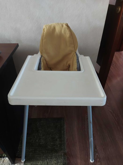 Детский стульчик для кормления