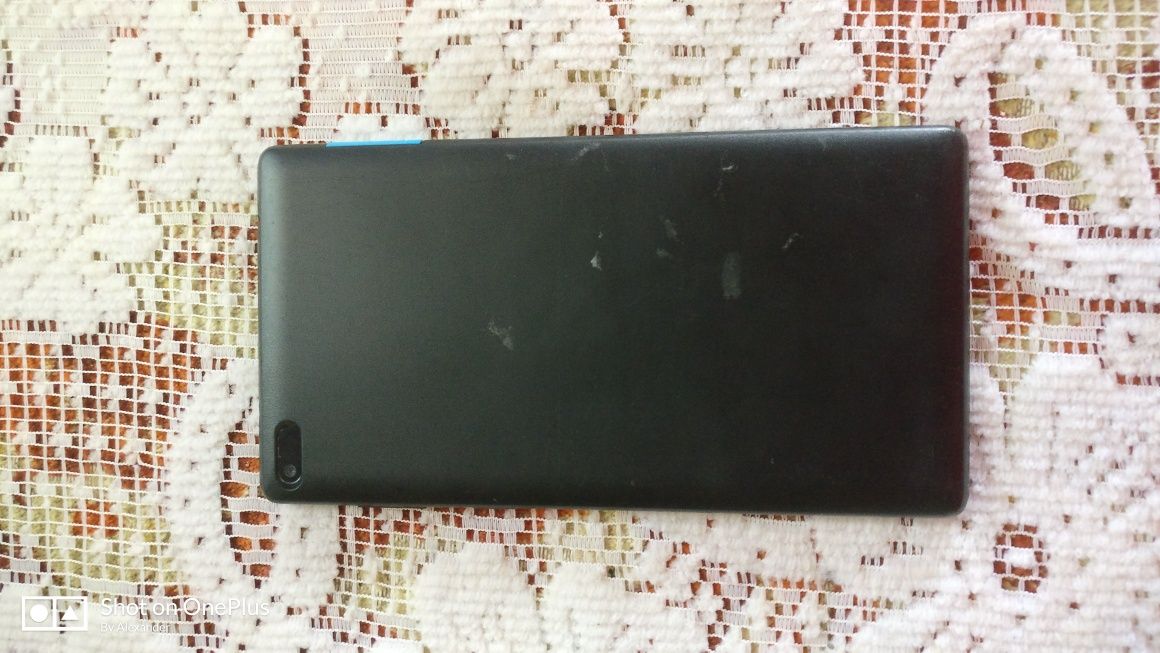 Tabletă Lenovo defectă