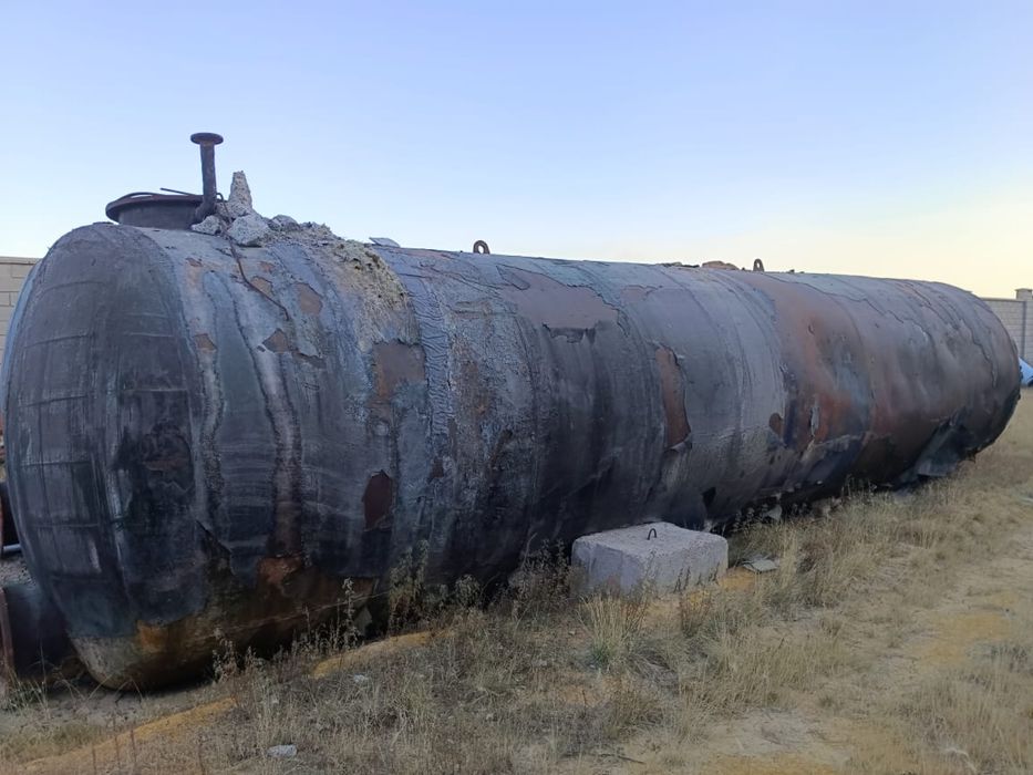 Продам топливную емкость (цистерны)