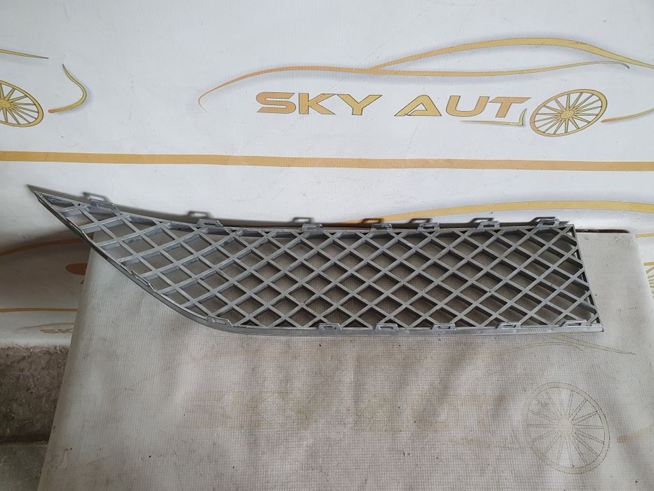 Grila crom dreapta bara fata Bentley GT GTC dupa 2018 cod 3SD807676A