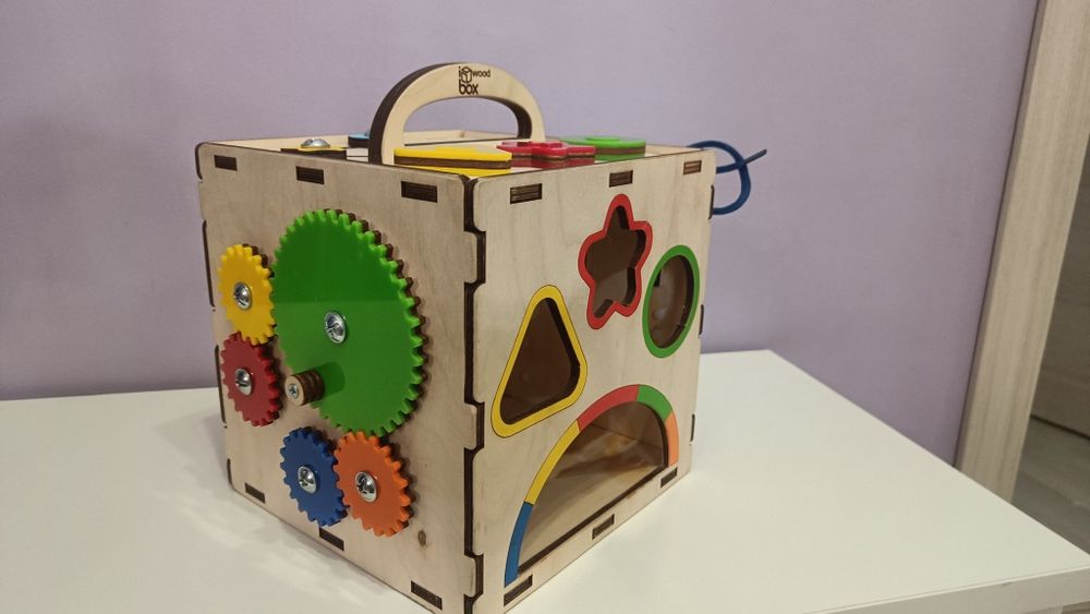 Бизикуб бизиборд развивающая игрушка