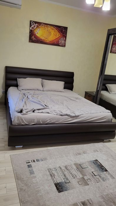 Pat matrimonial 180x200 Ambianța