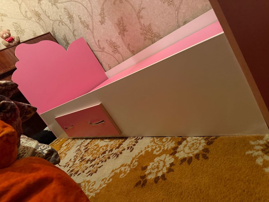 Кровать в отличном состоянии