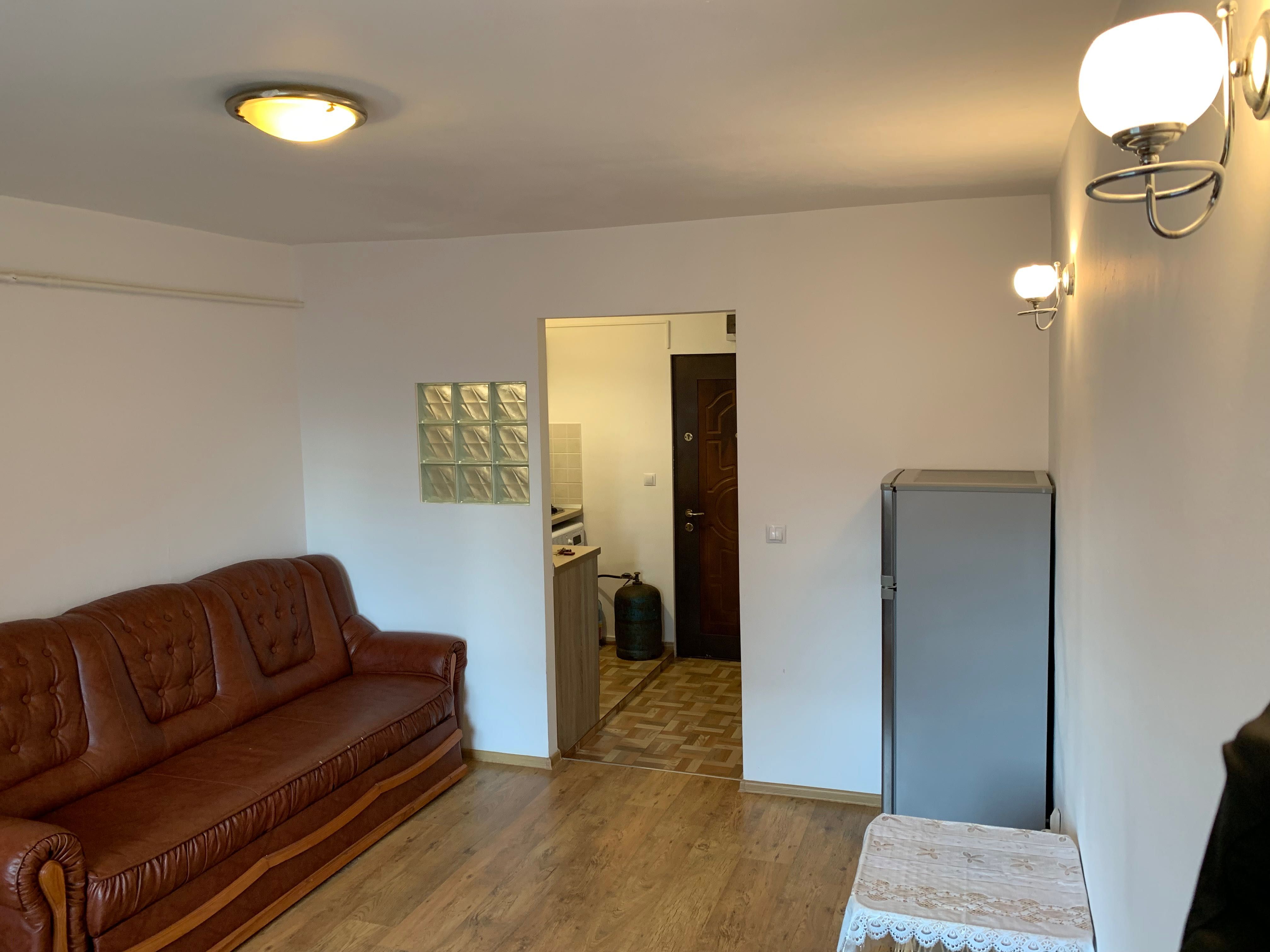 Cameră de cămin de vanzare, 24 mp, etaj 1, Bartolomeu, Str. Lanii