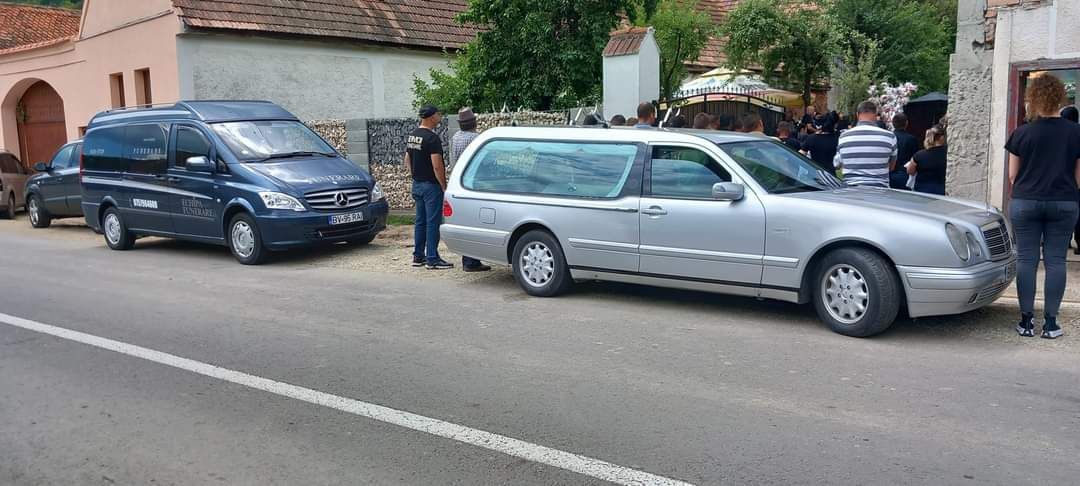 Dric Funerar Mercedez-Benz.Pilatoo