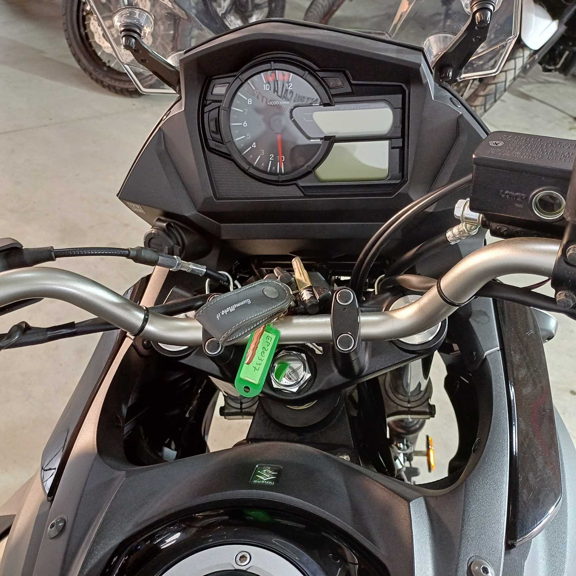Motocicleta Suzuki V-Strom 650 ABS | S02506 | motomus.ro