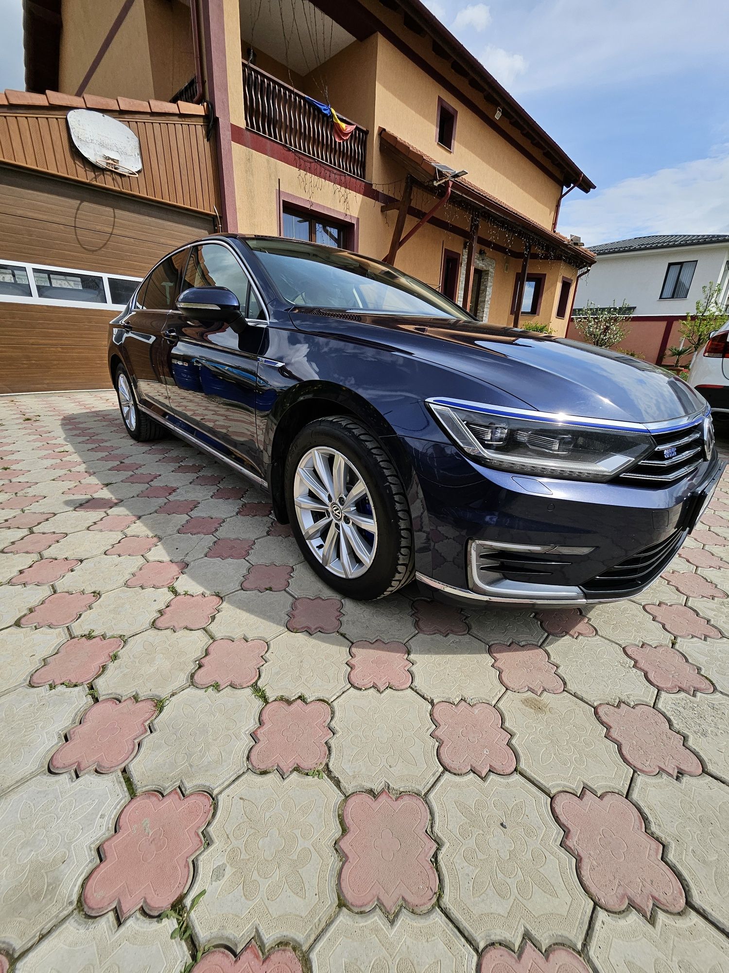 Volkswagen Passat GTE, hybrid plug-in