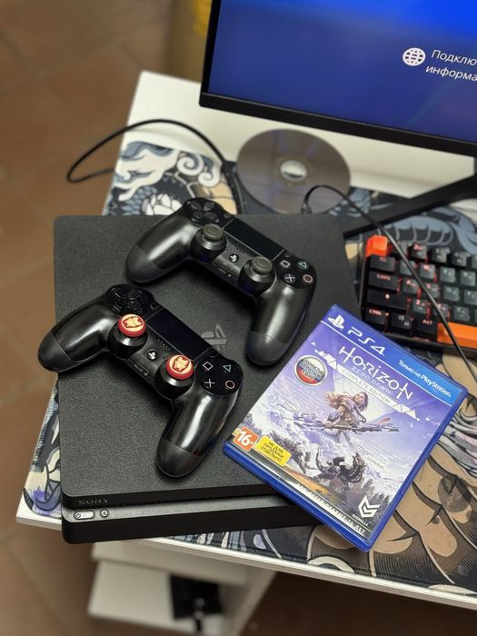 Плейстейшин, PlayStation 4 slim 1000gb