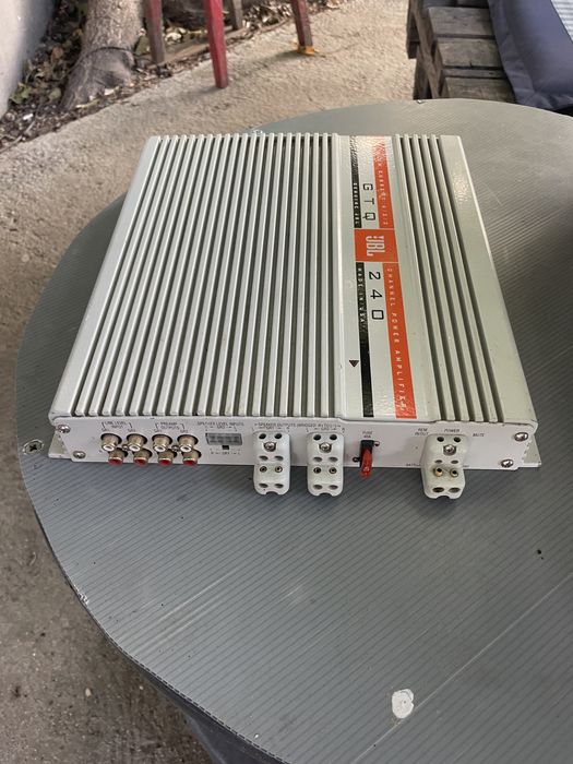 Усилвател JBL GTQ-240 крайно стъпало