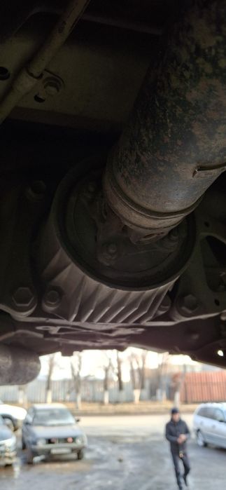 Редуктор заднего моста на раф 4