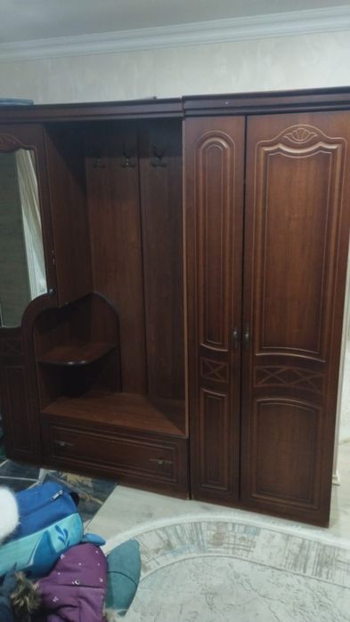 Продам прихожуюю