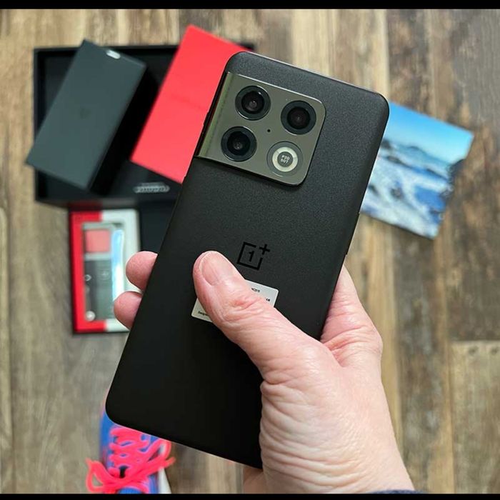 OnePlus 10pro 5g в полном комплекте