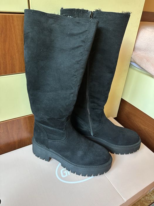 Дамски зимни ботуши