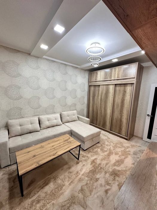 ÷ 1в2/3/4 ПодЕвро Чиланзар 3кв Торговый Центр  продаётся квартира