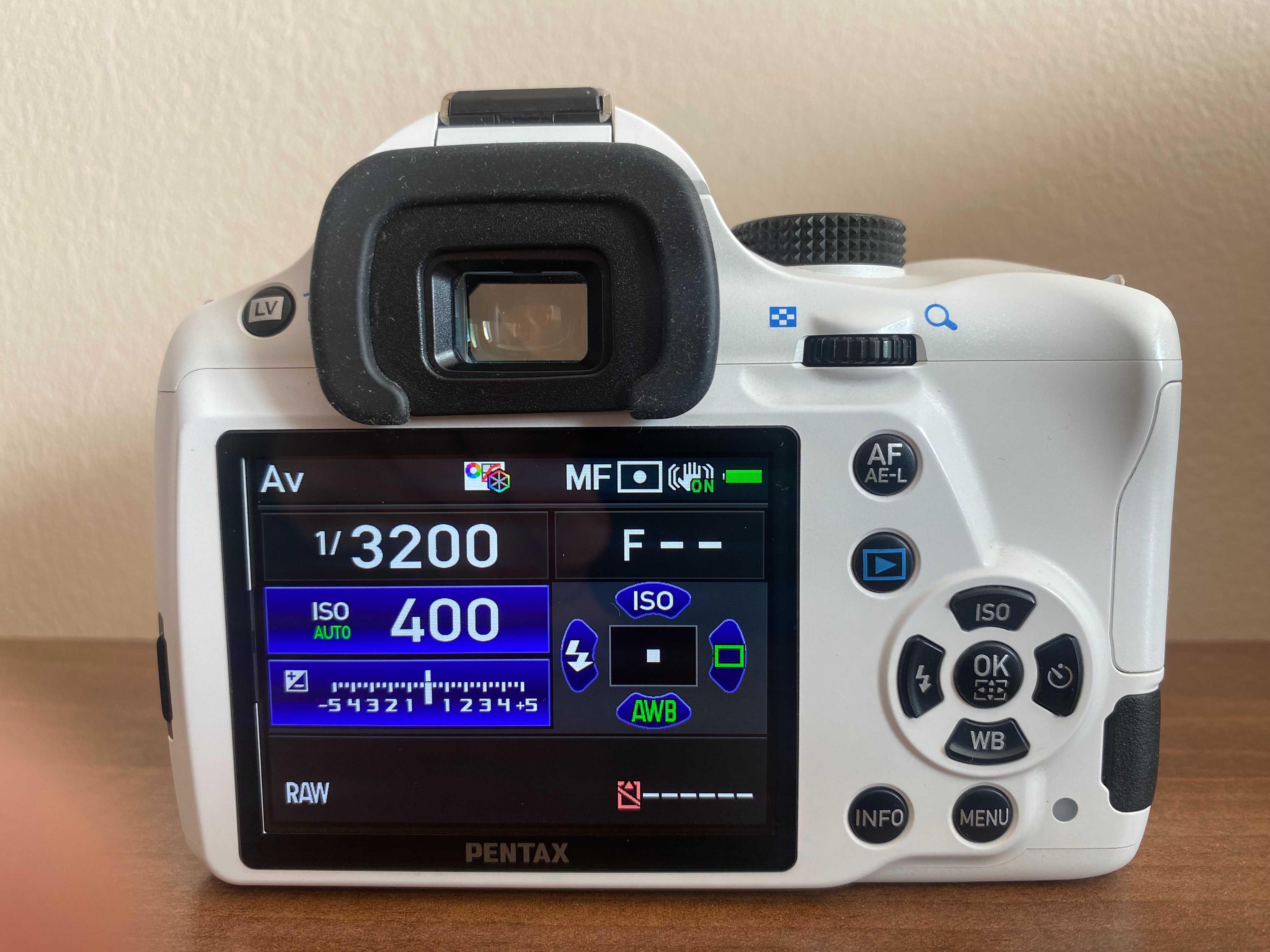 DSLR Pentax K-50 body