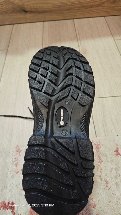 Работни обувки - Toe Guard