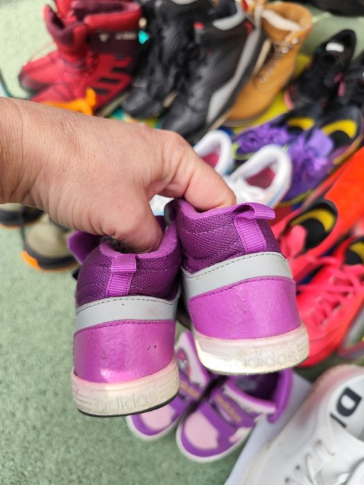 Adidași mărimea 25-26