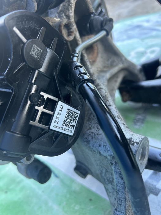 Etrier electric frână stânga spate Volkswagen Passat B8