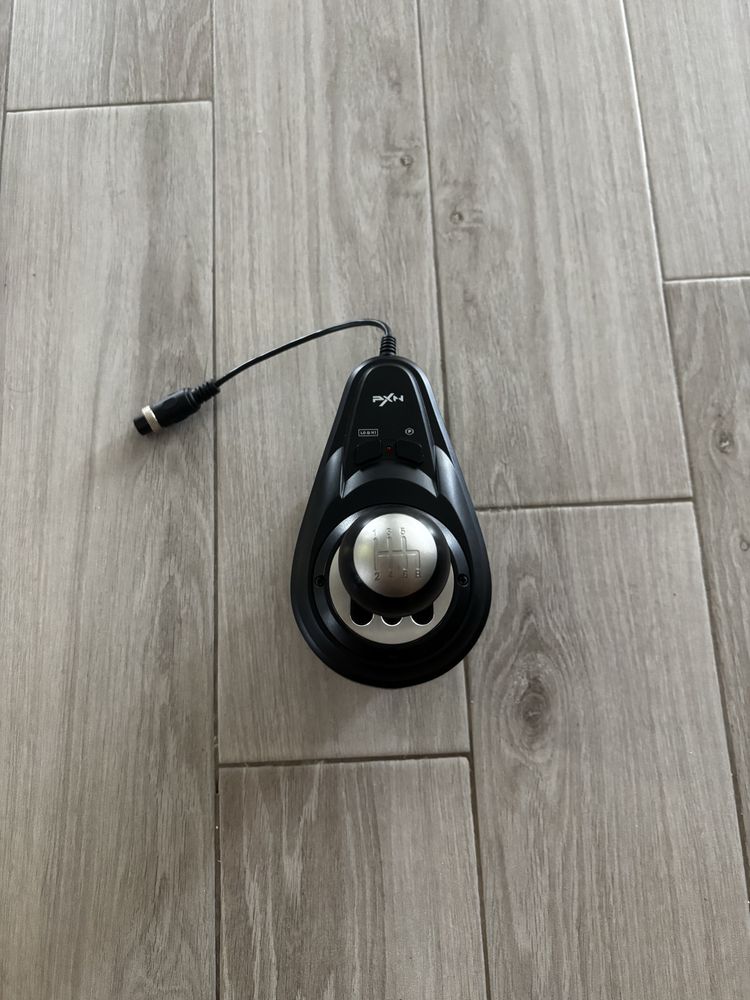 Vand volan gaming PXN v99
