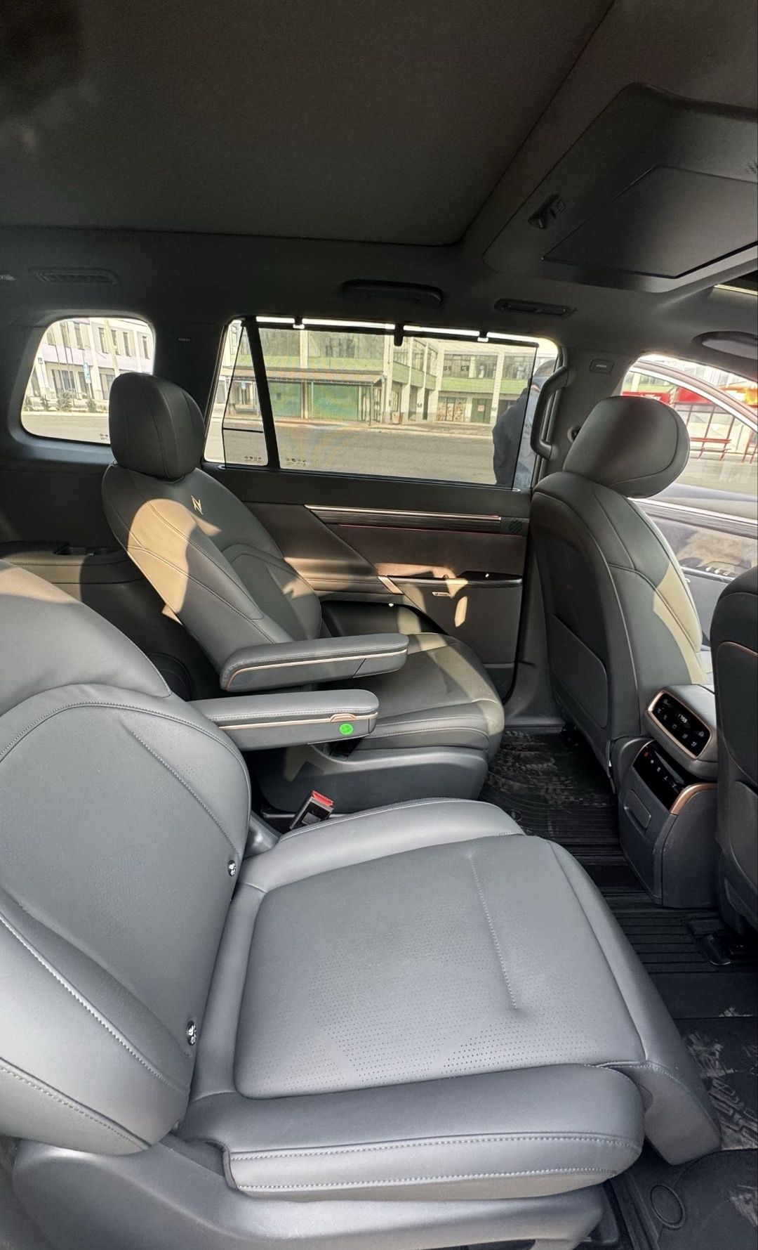 dongfeng008 Max va Ultra Sotuvda Bor