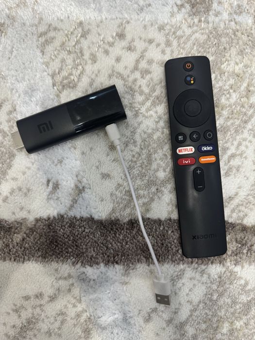 Продам тв стик Xiaomi