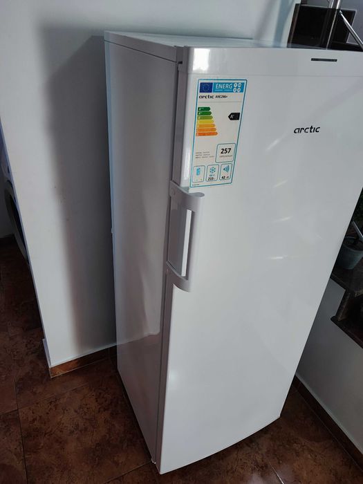 Congelator Arctic 215L, clasa A+, 6 sertare