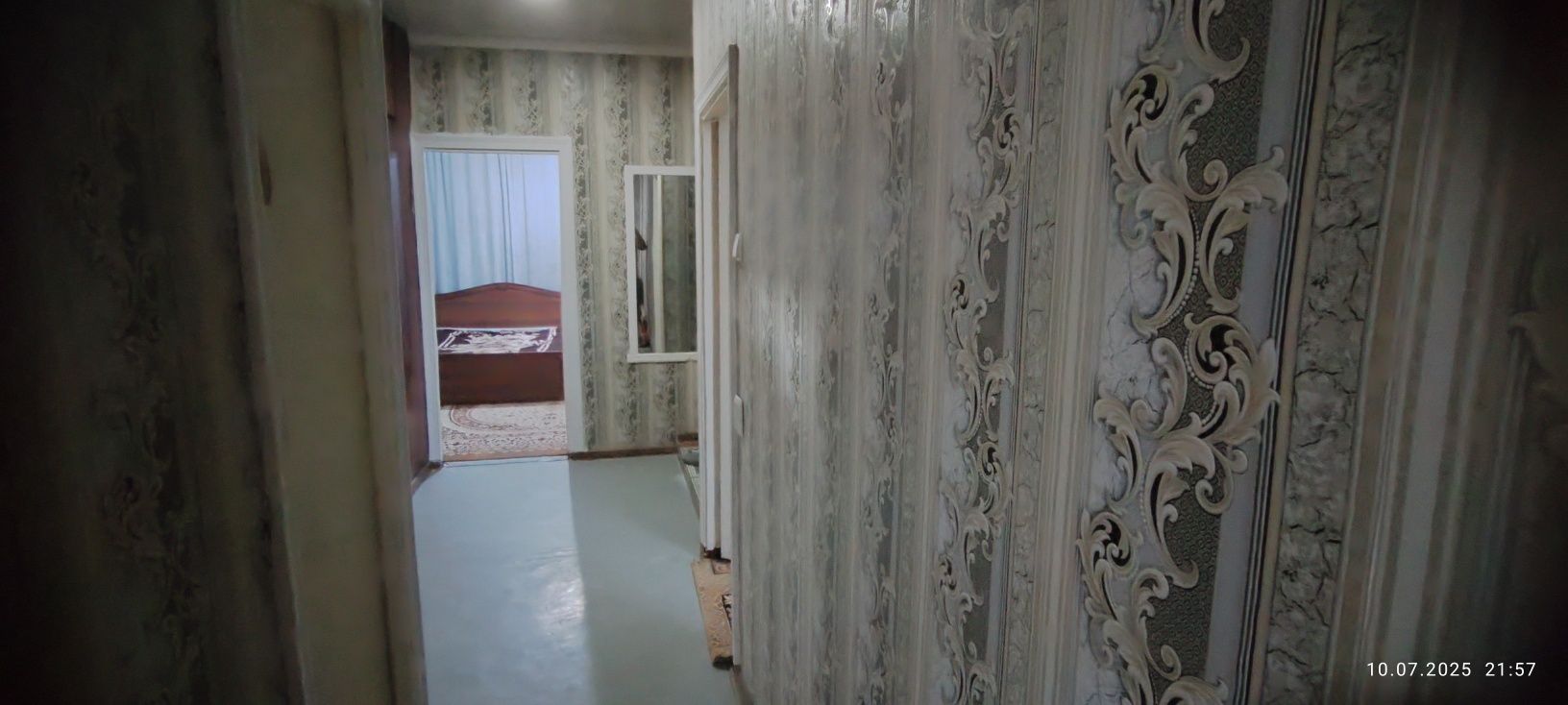Чирчик шахар 10 Мик 2 хоналик уй ижарага берамиз