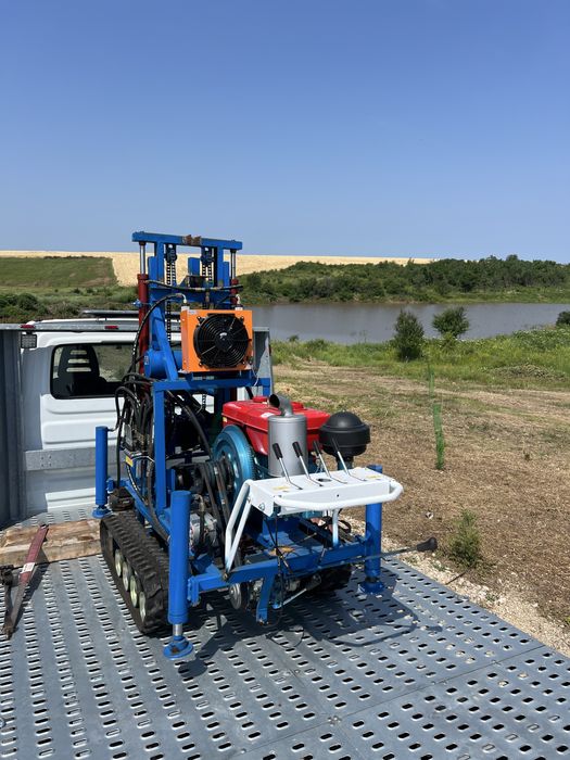 Foreza ,masina foraj ,instalatie foraj ,utilaj , puturi apa , burghiu